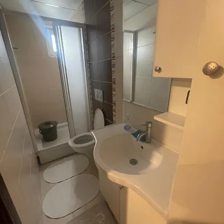 Only 5 Minutes Walking Konyaalti 2+1 Flat Antalia